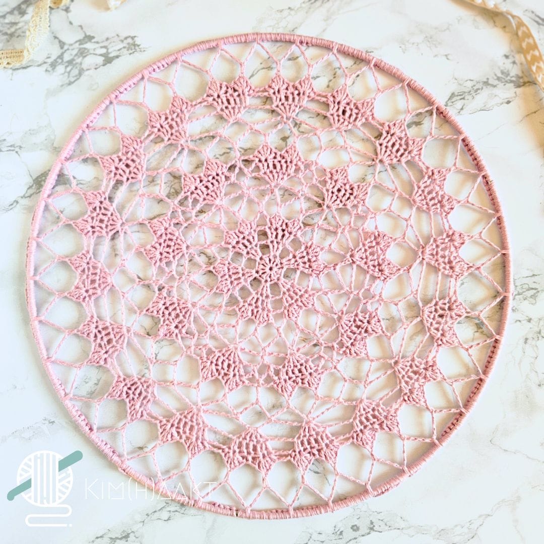 gratis haakpatroon voor valentijn, lots of love mandala